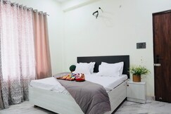Photos of SURYANJAY INN