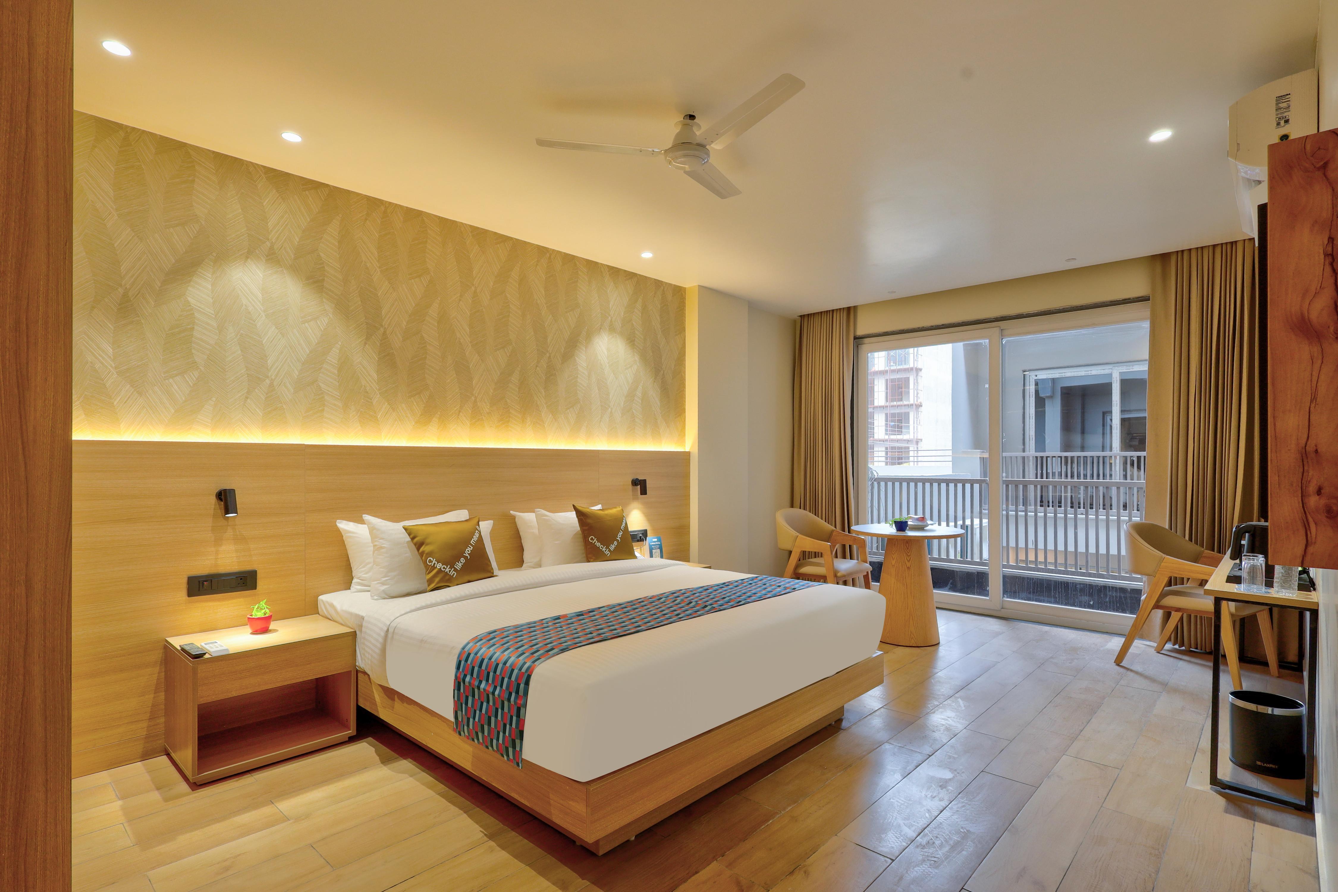 Palette Convention Hotel by CheckIn, Millennium City Gurugram