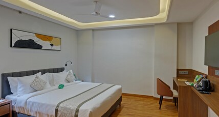 Click Collection Aster, Raja Park - Jaipur Room Type - Suite Room