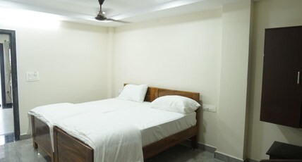 V Square Inn - Thotlakonda Beach Room Type - Standard Room V Square Inn - Thotlakonda Beach Room Type - Standard Room