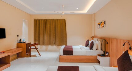HOTEL SHRI KRISHNA UJJAIN Room Type - Family Room