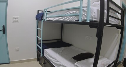 Slackpackr Malakpet Hyderabad Room Type - Bed in 4-Bed Mixed Dormitory Room.