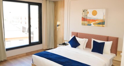Hotel Satnam Room Type - Premium Room