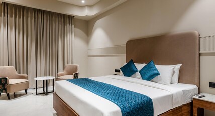 HOTEL HIGHWAY KING HARMADA Room Type - KING DELUXE ROOM HOTEL HIGHWAY KING HARMADA Room Type - KING DELUXE ROOM