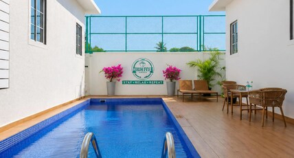 High Five Phase 2 Room Type - Jacuzzi Room