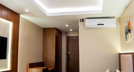 Grand Ambassador Business Hotel Room Type - Deluxe Twin Room Grand Ambassador Business Hotel Room Type - Deluxe Twin Room