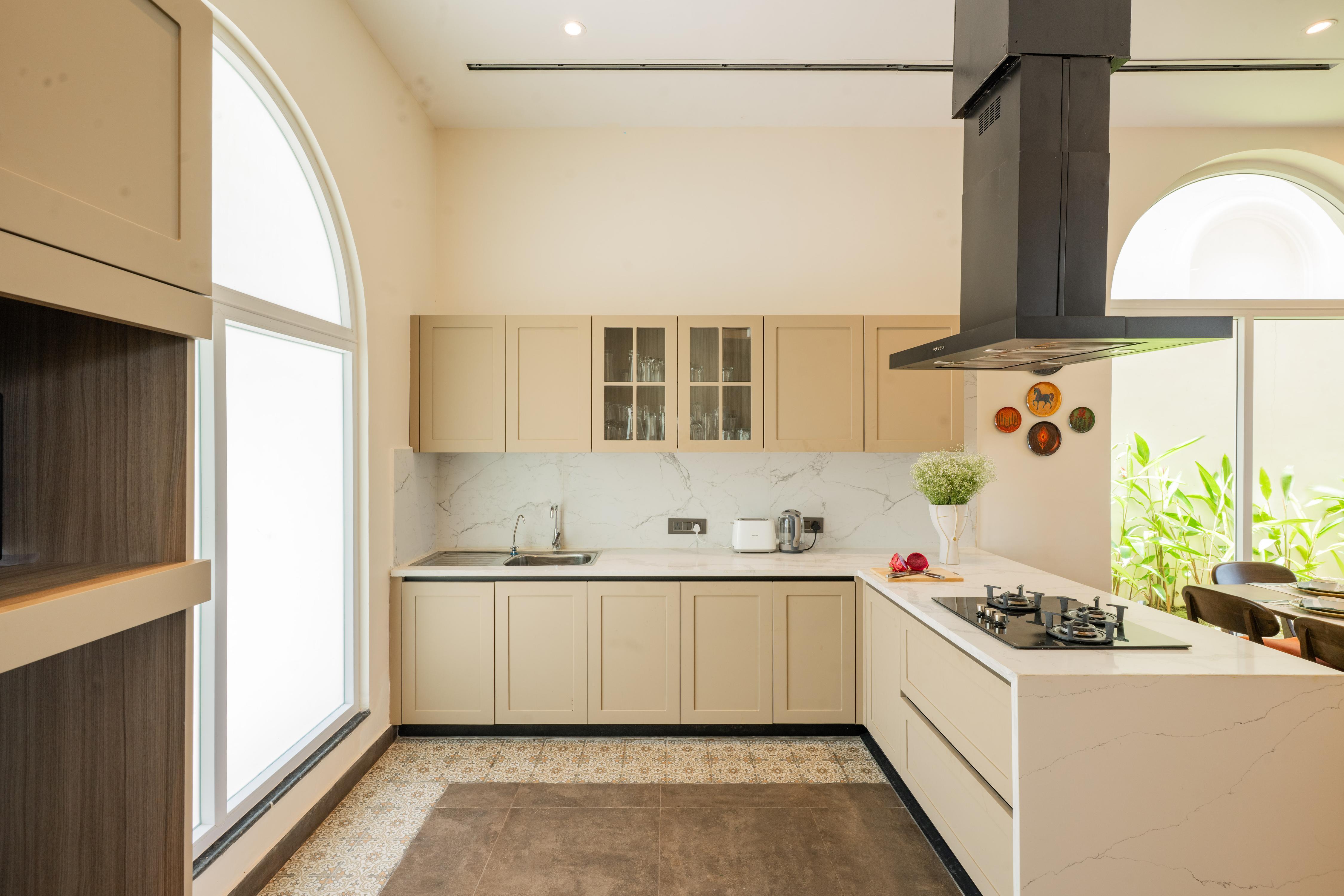Villa Aurelia-Lux 4 BHK Villa With Pool - 7 Mins to Thalassa