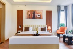 Address of Hotel Luxury Inn