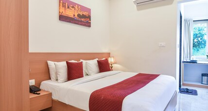 Hotel Luxury Inn Room Type - Deluxe Room