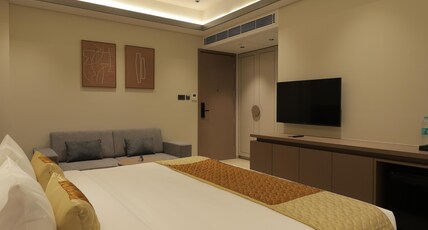 Ananta Elite Room Type - Super Deluxe Room