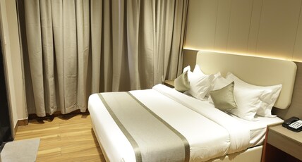 The Divan Aero Inn Near Airport Room Type - Deluxe Room The Divan Aero Inn Near Airport Room Type - Deluxe Room