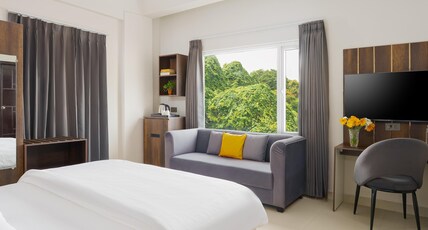 Sunbird Stays Room Type - Superior King Sunbird Stays Room Type - Superior King