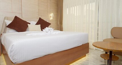 Avyukt View Room Type - Premium Room Avyukt View Room Type - Premium Room
