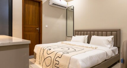 Liv Regalia - Luxora Stays on Golf Course Road Room Type - Deluxe 1bhk without Balcony Liv Regalia - Luxora Stays on Golf Course Road Room Type - Deluxe 1bhk without Balcony