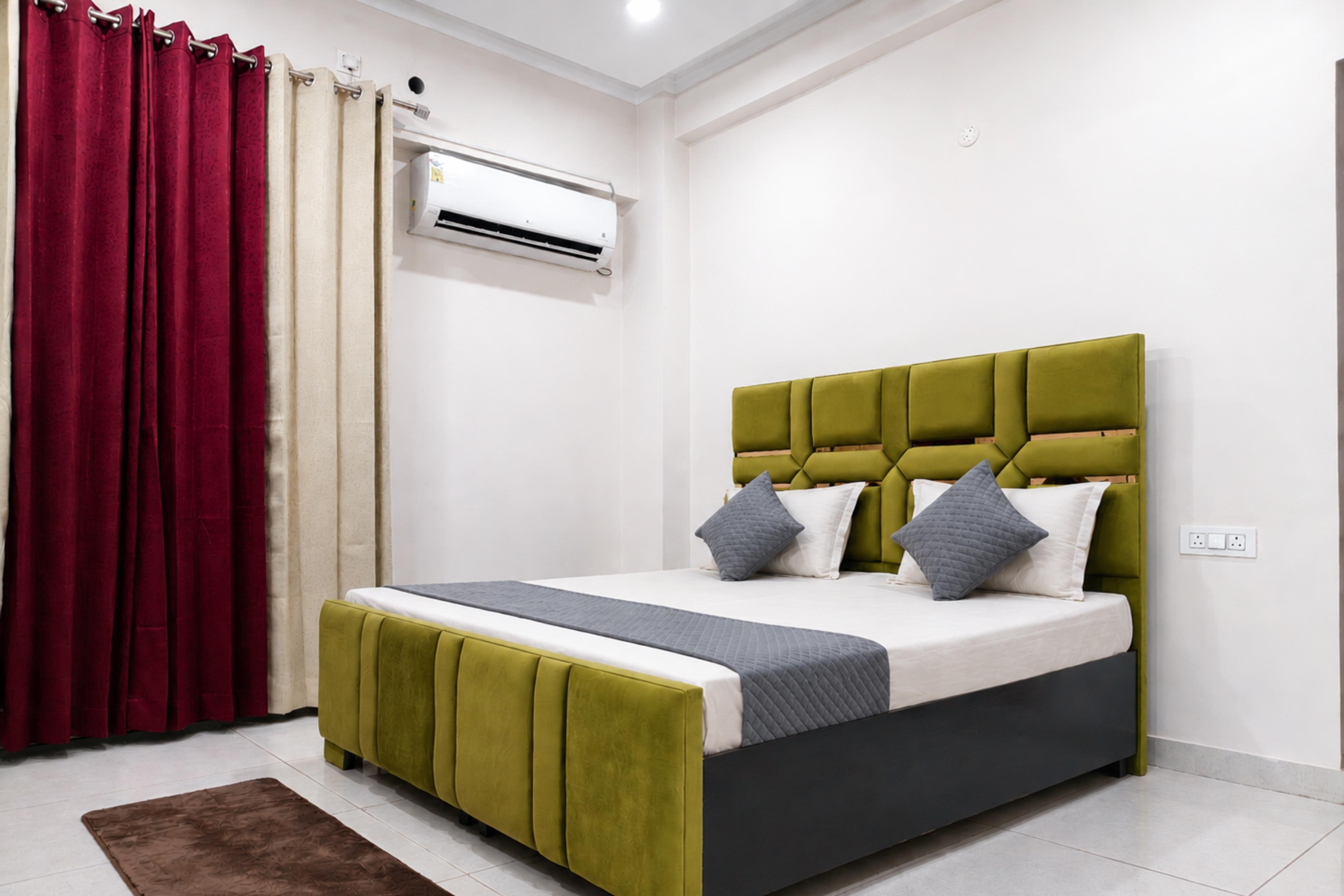 Cozy Room Aarambh Hillside View Dehradun R1-F2 - Tap to explore photos