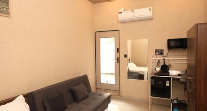 The Inaari Living | Cozy Studio Apartments in Thane Room Type - AZAI 114- Studio for Couples & Business Travel