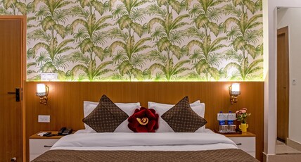 Hotel Saffron Stays Near Noida 52 Metro Station Room Type - Grand Suites