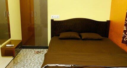 Sri Krishna Palace Tiruvannamalai Room Type - Two Bed Room Villa