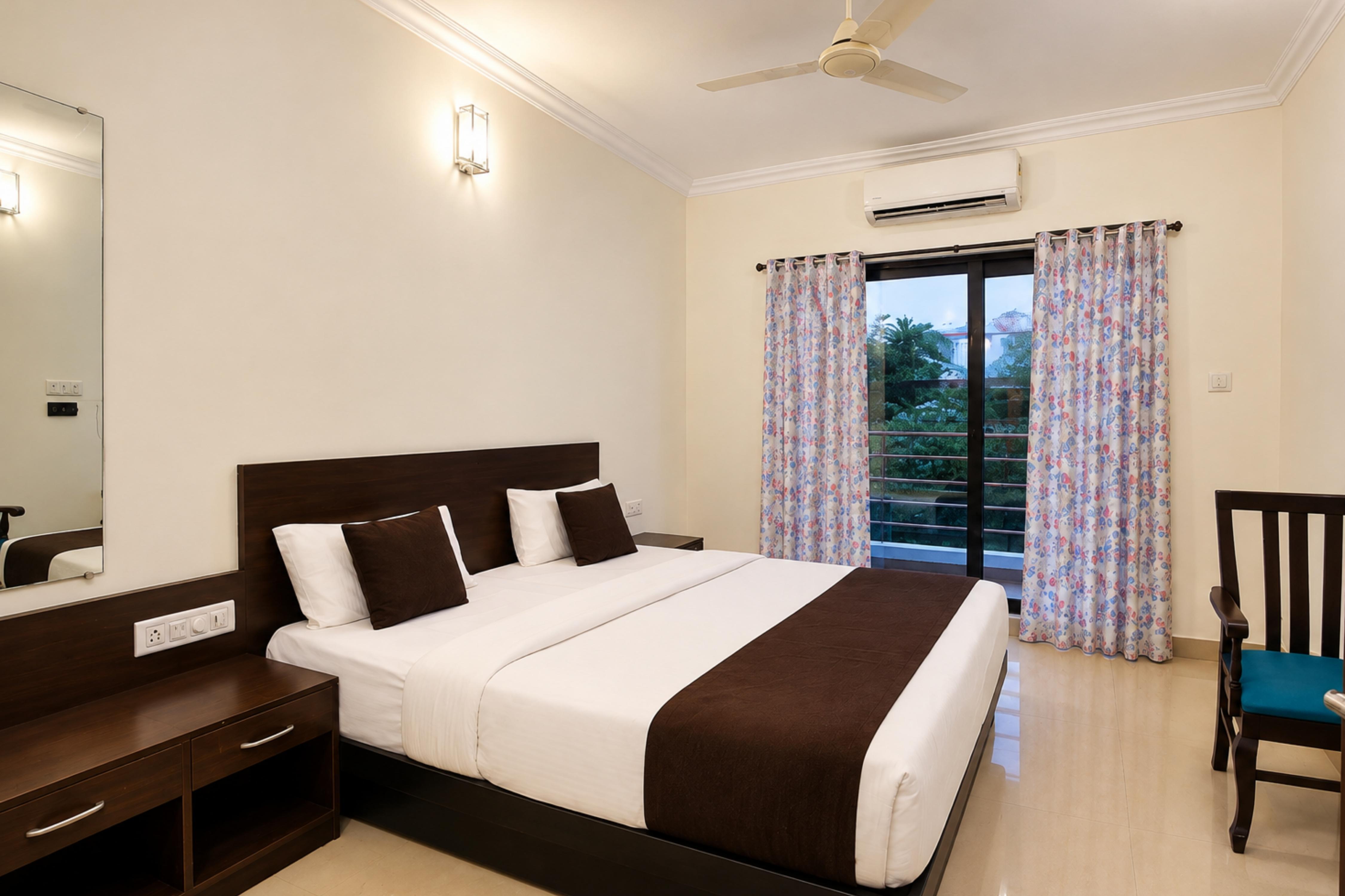 Shivam Apartments at Calangute - Tap to explore photos