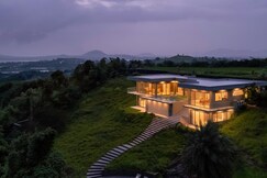 SaffronStays SilverGlass Lakeview