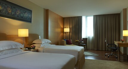Royale Chulan the Curve Room Type - Studio Deluxe Twin