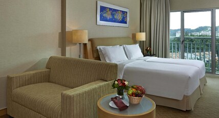 Royale Chulan the Curve Room Type - Family Suite