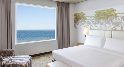 Radisson Hotel Colombo Room Type - Suite - 1 Bedroom - Ocean View