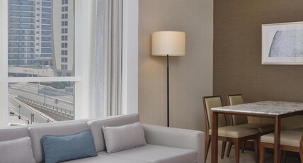 DoubleTree by Hilton Dubai, Jumeirah Beach Room Type - TWO BDRM DUBAI EYE VIEW