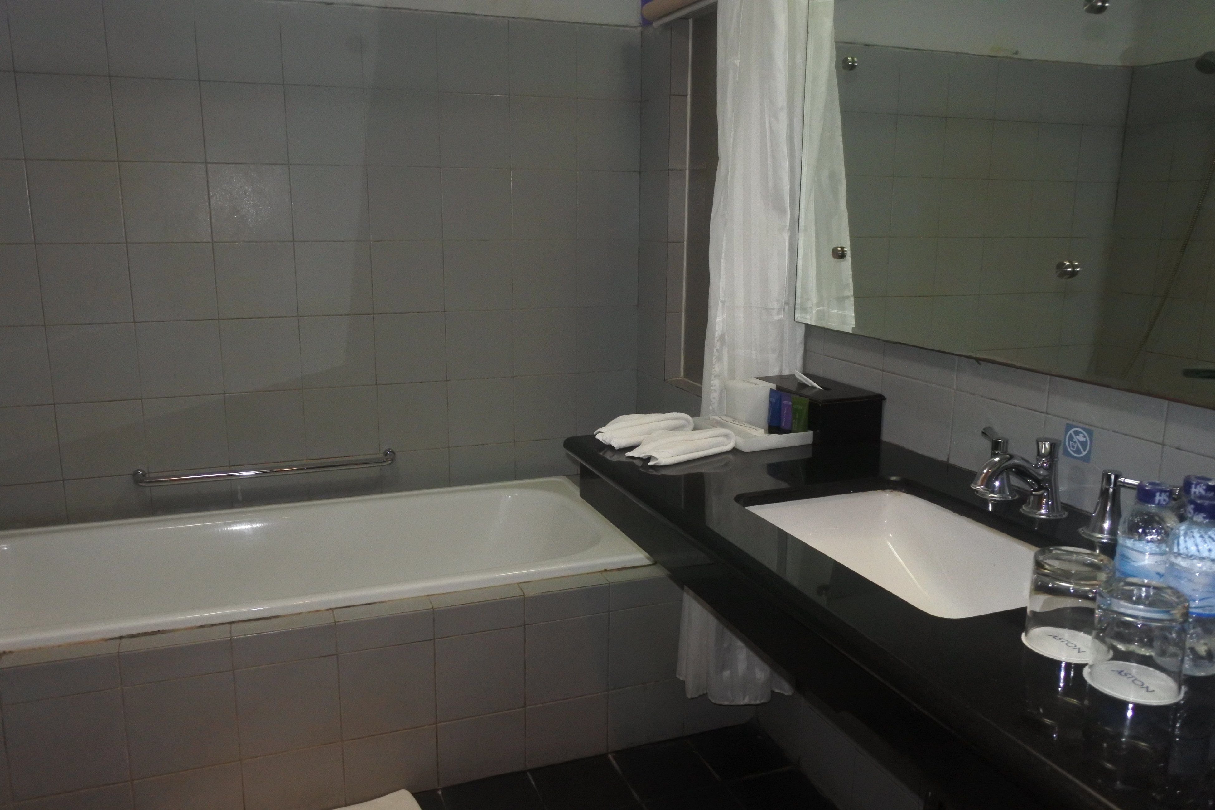 Aston Ketapang City Hotel - Tap to explore photos