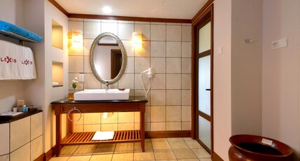Grand Lexis Port Dickson Room Type - Garden Pool Villa (Lower Unit)