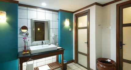 Grand Lexis Port Dickson Room Type - Grand Pool Villa (Lower Unit)