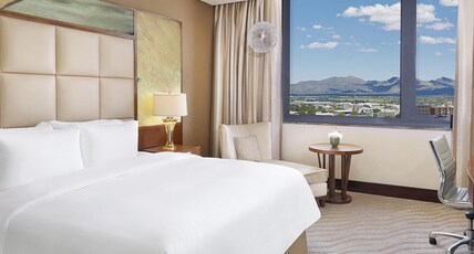 Hilton Windhoek Room Type - KING HILTON EXECUTIVE ROOM