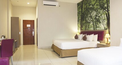 Kuta Central Park Hotel Room Type - Studio Triple