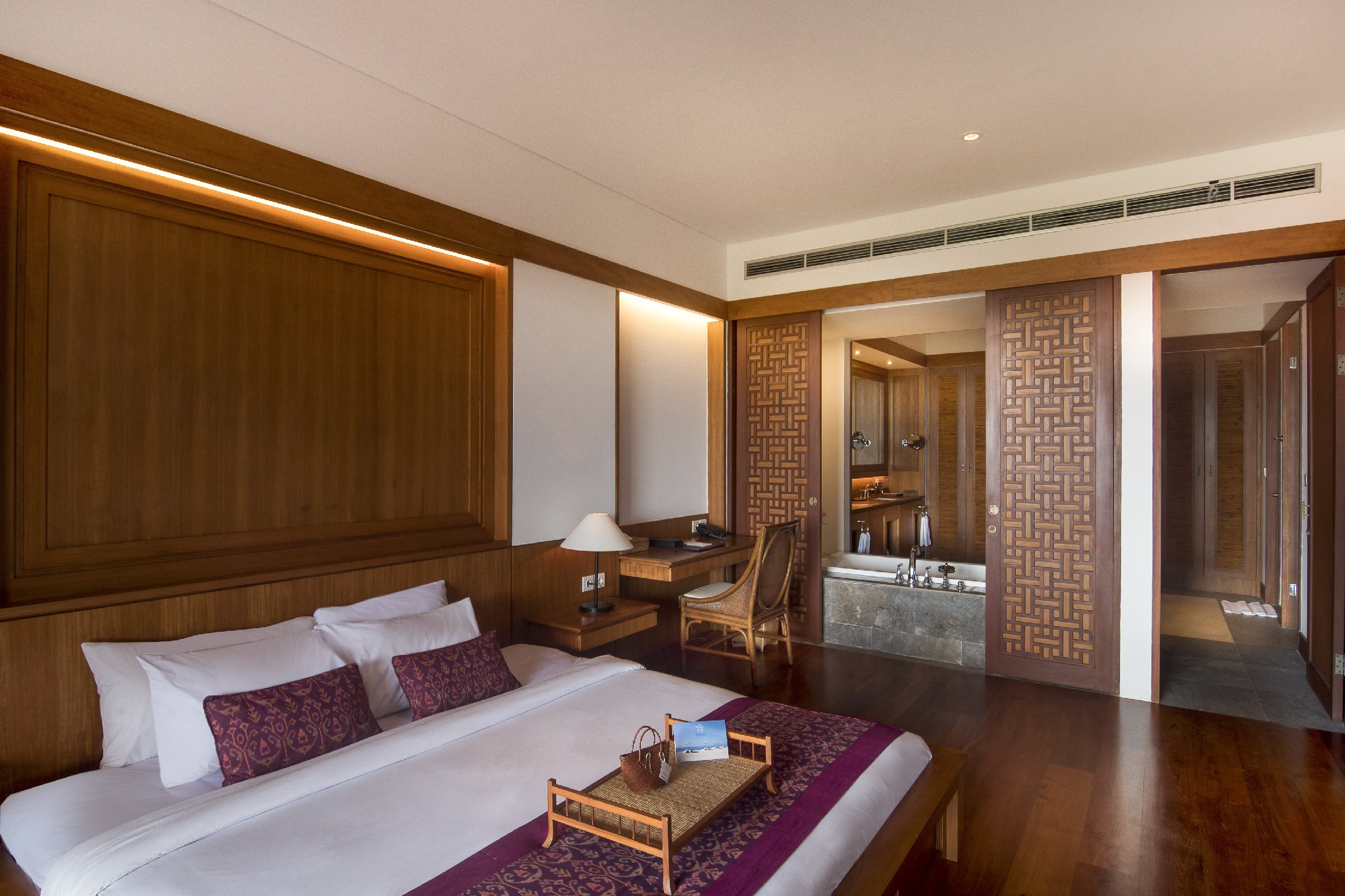 Sadara Resort - Tap to explore photos