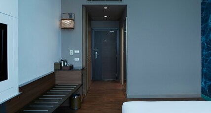 Centara Life Government Complex Hotel & Convention Centre Chaeng Watthana Room Type - Superior King