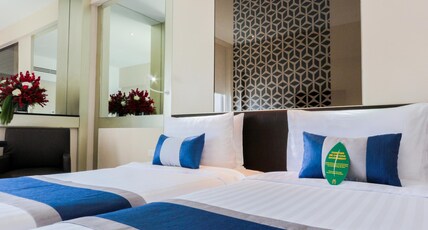 Mandarin Hotel Managed by Centre Point Room Type - Deluxe Plus Room (with Bathtub) Mandarin Hotel Managed by Centre Point Room Type - Deluxe Plus Room (with Bathtub)