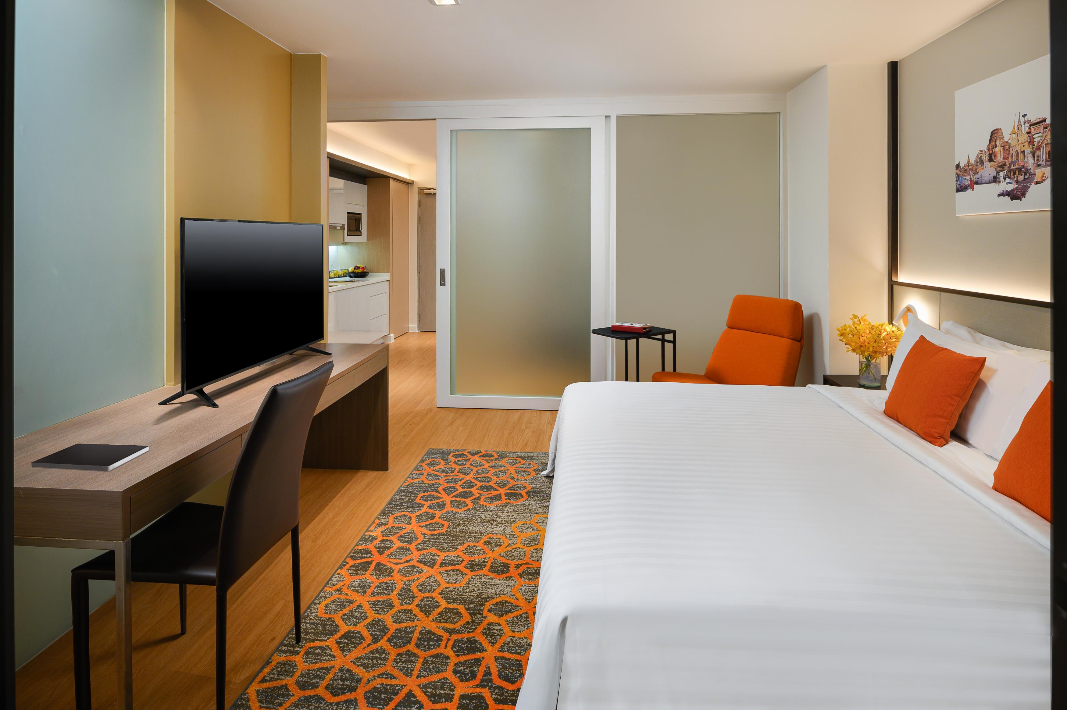 Parkroyal Suites Bangkok - Tap to explore photos