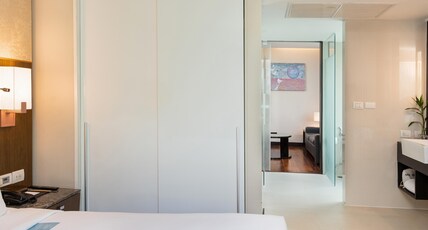 Radisson Suites Bangkok Sukhumvit Room Type - Junior Suite