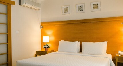 AT EASE saladaeng by AETAS Room Type - One Bedroom Suite