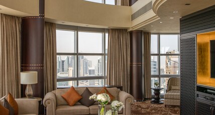 Jumeirah Emirates Towers Dubai Room Type - Royal Suite