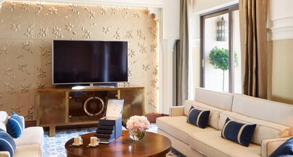 Jumeirah Al Qasr Room Type - Two Bedroom Family Suite Jumeirah Al Qasr Room Type - Two Bedroom Family Suite