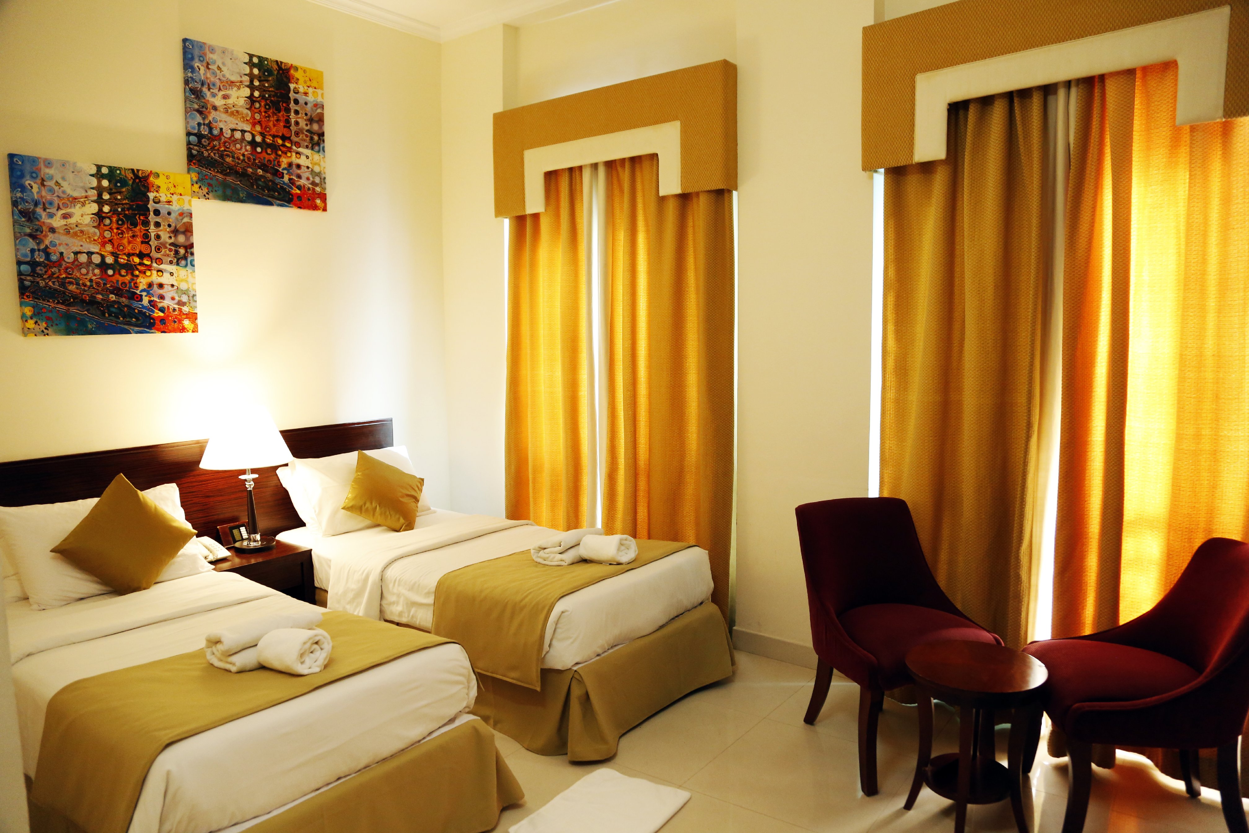 Click Square Hotel Deira Room Type - Standard Twin Room with Bathtub
