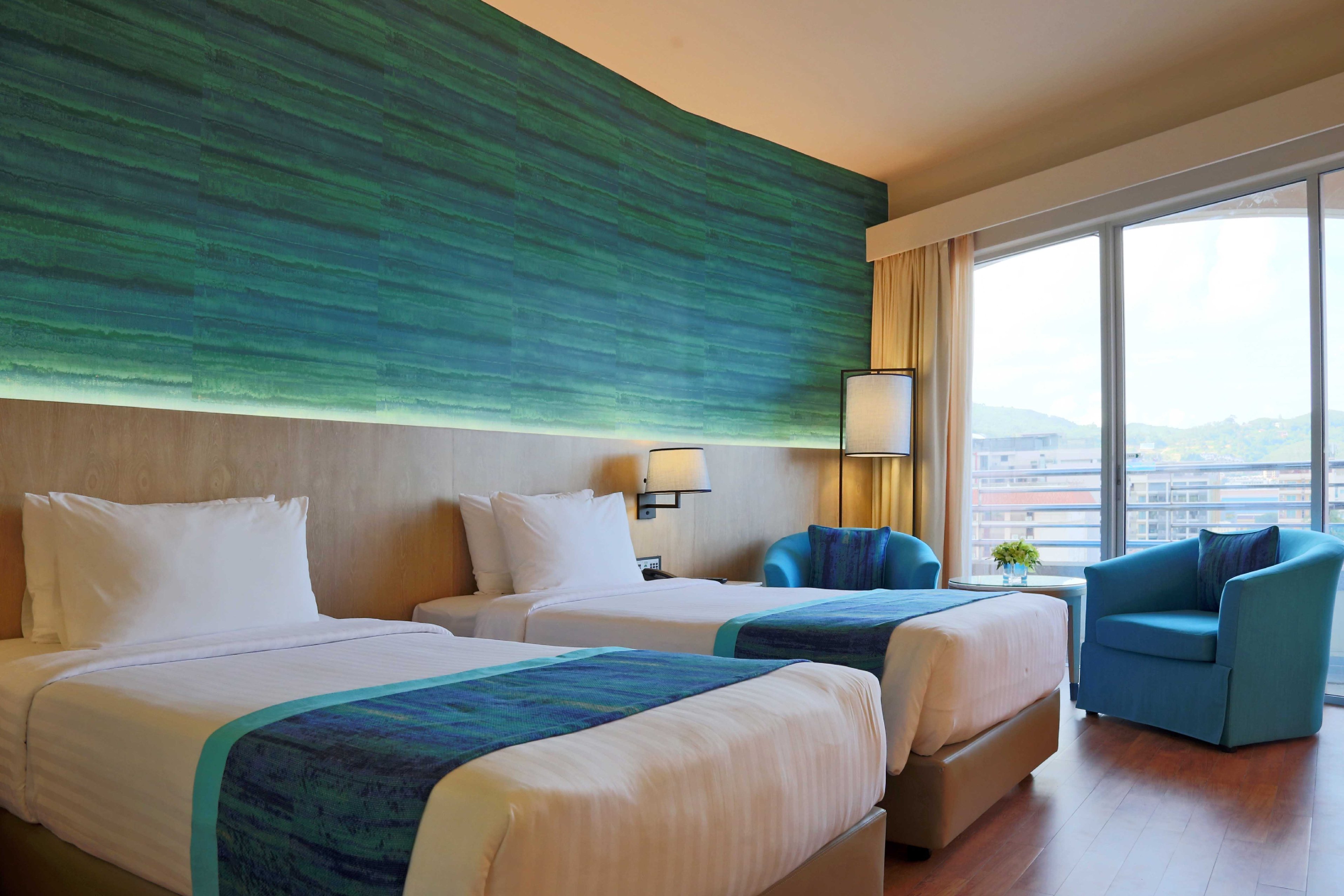 The Royal Paradise Hotel & Spa Room Type - Deluxe Room Paradise Wing with Bathtub