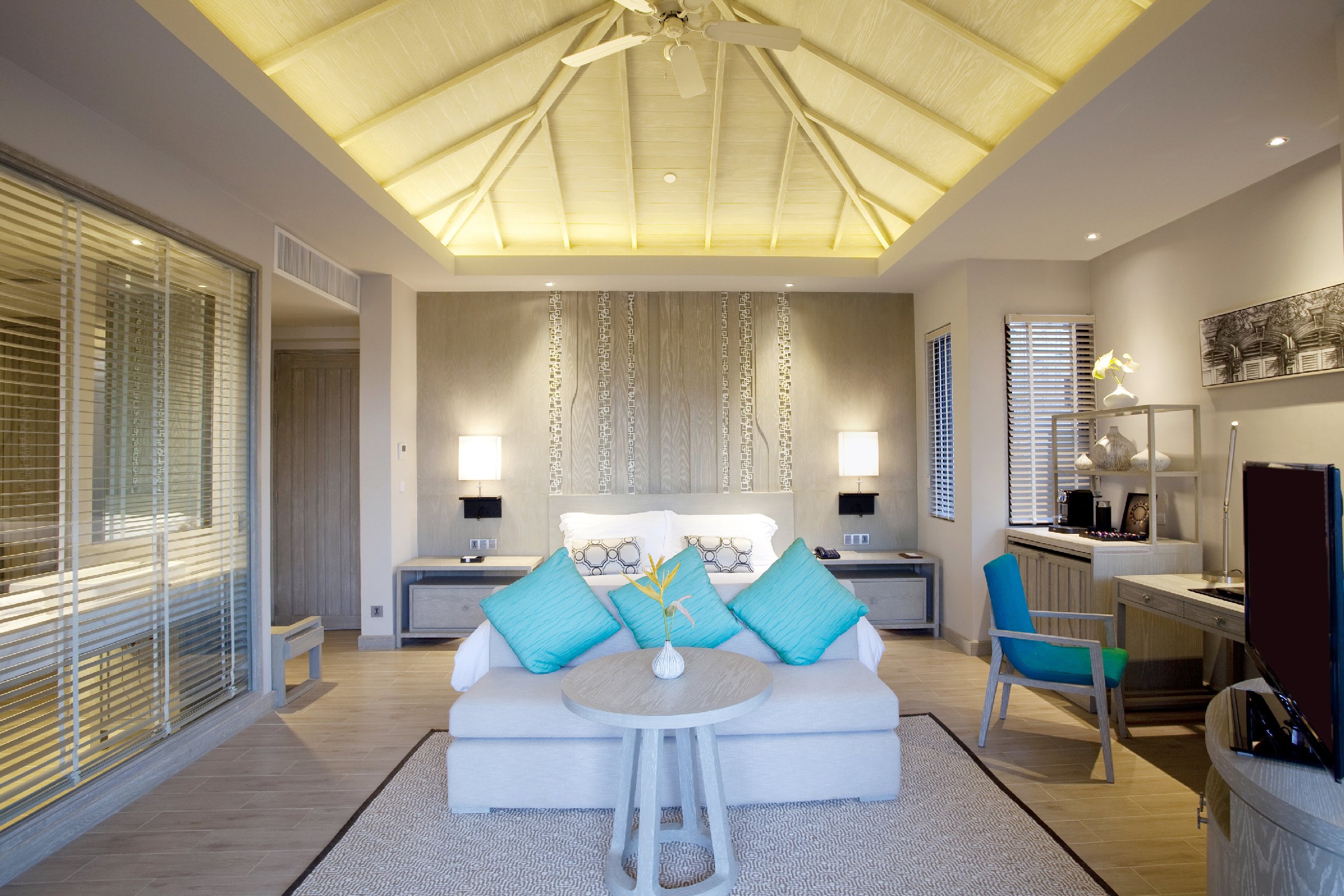 Pullman Phuket Arcadia Naithon Beach - Tap to explore photos