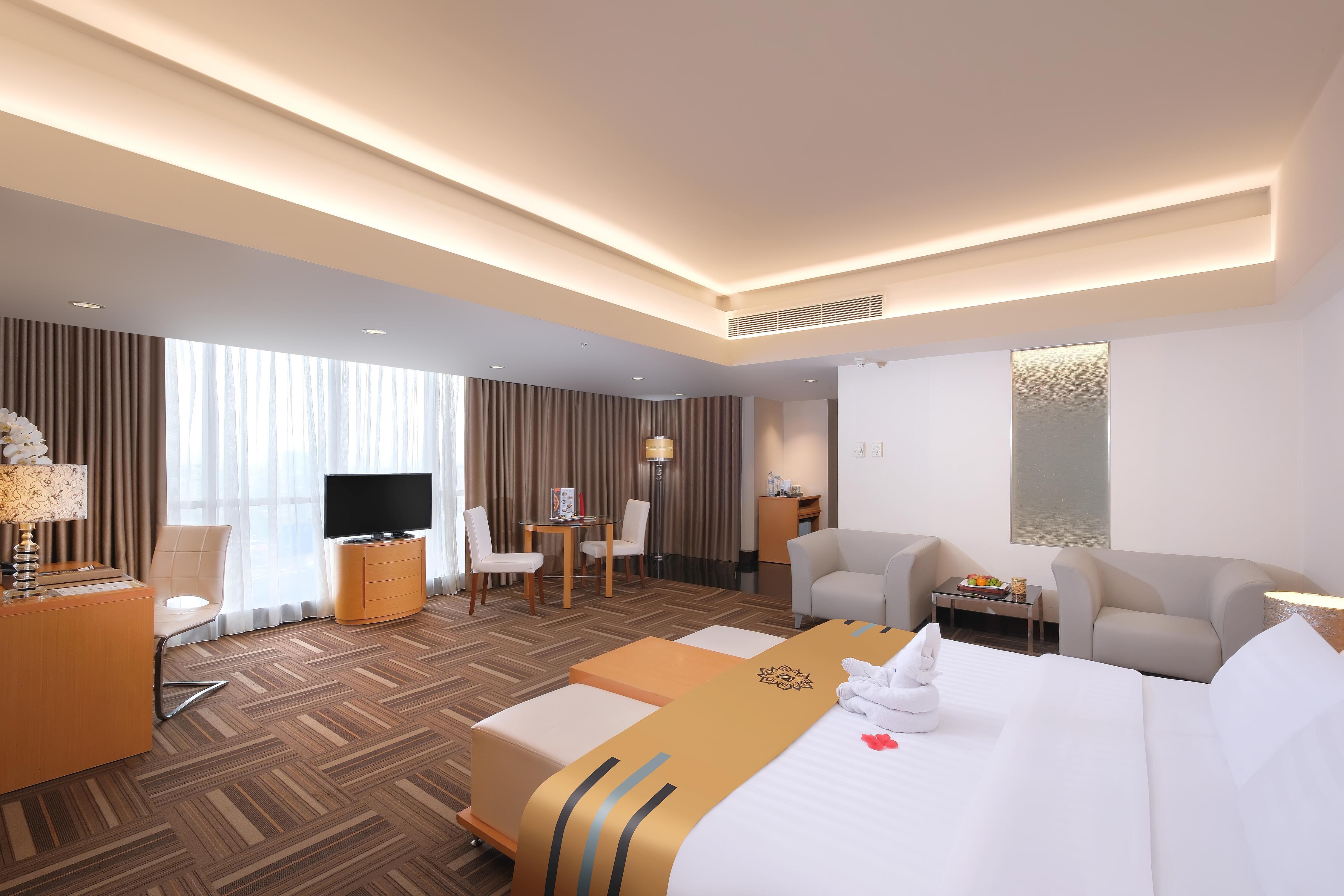 Merlynn Park Hotel Jakarta Room Type - Bulgari Suite