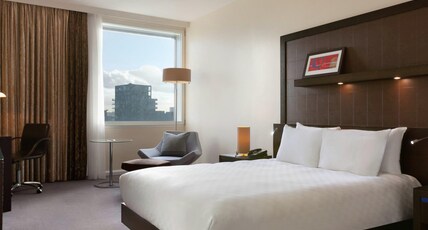 Hilton London Canary Wharf Room Type - FAMILY CONNECTING ROOMS