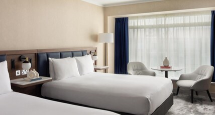 Hilton London Metropole Room Type - 2 QUEENS PREMIUM ROOM