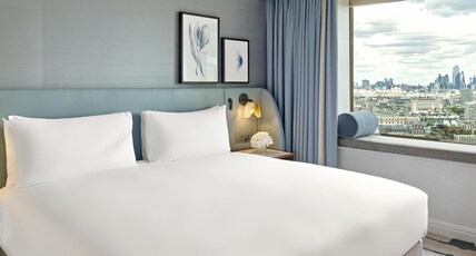 London Hilton on Park Lane Room Type - EXECUTIVE MAYFAIR SUITE