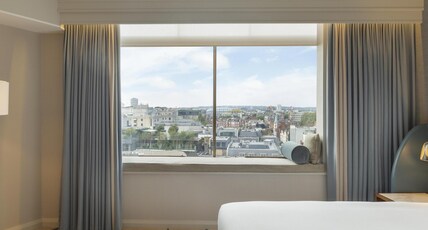 London Hilton on Park Lane Room Type - FAMILY SUITE