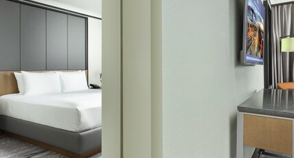 Hilton Prague Room Type - KING EXECUTIVE SUITE